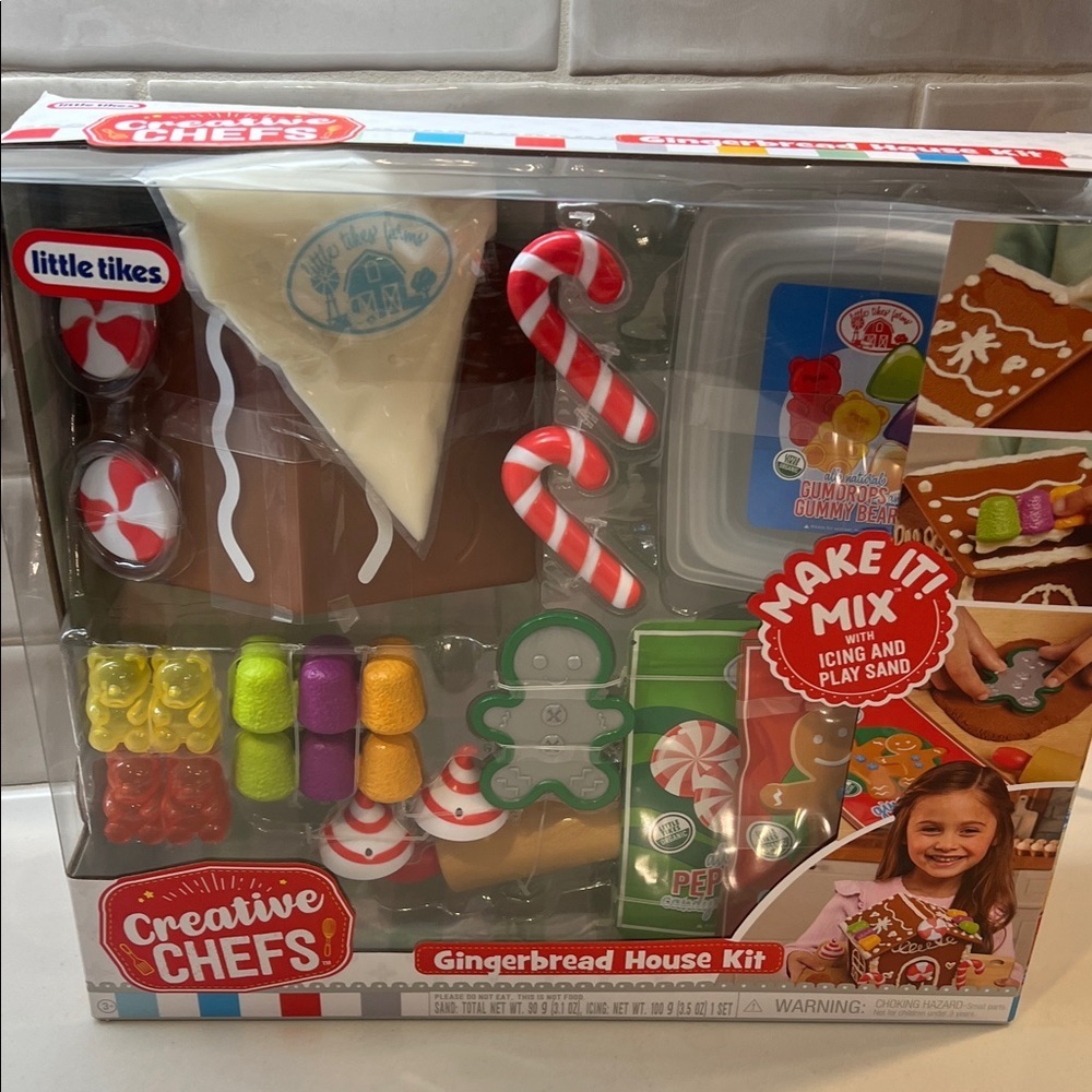 Little Tikes Creative Chefs Gingerbread House Kit - Picture 6 of 7